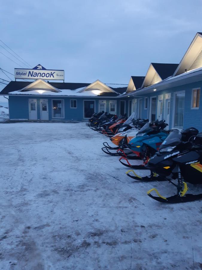 Motel Nanook แคป-ชาต์ ภายนอก รูปภาพ